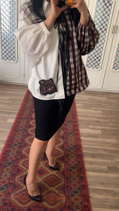 Half Burgundy by Amanaz